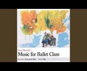 Ballet pianist Mia - Topic