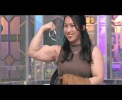 Girls Huge Biceps