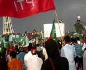 PTI Jalsey (23rd March 2013 - Minar E Pakistan) mein logon ka josh o kharosh aur phir barish ne tu maza dubala ker diya. PTI Zindabad