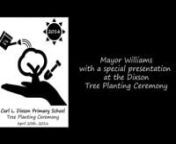 Mayor Williams with a special presentation during the Carl L. Dixson Primary School Tree Planting CeremonynApril 20th, 2016nCarl L. Dixson Primary Schooln#TreemendousnPhoto Gallery: https://www.flickr.com/photos/elmsdweb/albums/72157666824240260