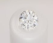 1.22 Carat Round Brilliant Diamond E VS2 - GIA CertifiednnDetails and still images: nhttps://www.etsy.com/listing/532452676/beautiful-122-carat-round-brilliant?nnnn100% Natural Conflict Free DiamondnGorgeous Eye clean gem nnRecent GIA full grading report:nRound Brilliant Diamond nSize: 1.22 ct nClarity: VS2 nColor: EnCut: GoodnPolish: GoodnFluorescence: slightnLaser inscribed serial # nnnKEEP IN MIND: NO TWO STONES WITH THE SAME CLARITY GRADES (VS2) WILL LOOK THE SAME.nONE MAY LOOK MUCH BETTER T