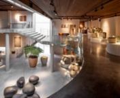 On October 5 and 6 2023, Belgian pot manufacturer Atelier Vierkant gathered partners, clients, friends and press to celebrate their 30 years anniversary as a family business and the inauguration of their brand-new Clayworks Experience Space, Geia.