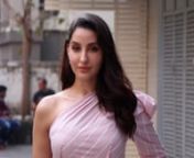 Nora Fatehi glams up her fashion game in a striped one-shoulder blouse and tanned trousers with her favourite LV arm candy as she steps out for a meeting. Hina Khan sports a funky jumpsuit. The ‘Nach Meri Rani’ stunner has been making heads turn with her recent style statement. Well! there’s something that never leaves her side and seems like her obsession with the same. It’s her liking for high-end designer bags which is grabbing everyone’s attention. Be it LV, Chanel or Christian Dio