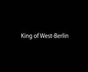 Once he was King, now he is invisible.nnIn the 1970s and 80s Dragan Wende had money, girls, champagne, drugs — and a Yugoslav passport. While orchestrating West-Berlin’s buzzing nightlife, he could deal and smuggle across the Berlin Wall. But 20 years after its fall, this Wall is higher than ever — in Dragan Wende’s head: he has not set foot in East-Berlin since 1989.nnFor me, Vuk Maksimovič — a young new immigrant from Serbia, Dragan used to be my distant and fictional hero-uncle fro