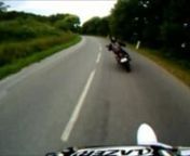 une petite compile de balade moto, réalisé dans le Morbihan avec paco, freddy, mika ... filmé avec une camera embarqué Gopro heroes 5mp.nles motos sont: suzuki 400 drzs supermotard, bmw 650 x-country et une yamaha 660 xtr...