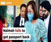 The High Court says the sessions court did not err in making an order for her to surrender her passport pending trial.&#60;br/&#62;&#60;br/&#62;&#60;br/&#62;Read More: https://www.freemalaysiatoday.com/category/nation/2024/03/22/naimah-fails-in-bid-for-permanent-release-of-passport/ &#60;br/&#62;&#60;br/&#62;Laporan Lanjut: &#60;br/&#62;&#60;br/&#62;Free Malaysia Today is an independent, bi-lingual news portal with a focus on Malaysian current affairs.&#60;br/&#62;&#60;br/&#62;Subscribe to our channel - http://bit.ly/2Qo08ry&#60;br/&#62;------------------------------------------------------------------------------------------------------------------------------------------------------&#60;br/&#62;Check us out at https://www.freemalaysiatoday.com&#60;br/&#62;Follow FMT on Facebook: https://bit.ly/49JJoo5&#60;br/&#62;Follow FMT on Dailymotion: https://bit.ly/2WGITHM&#60;br/&#62;Follow FMT on X: https://bit.ly/48zARSW &#60;br/&#62;Follow FMT on Instagram: https://bit.ly/48Cq76h&#60;br/&#62;Follow FMT on TikTok : https://bit.ly/3uKuQFp&#60;br/&#62;Follow FMT Berita on TikTok: https://bit.ly/48vpnQG &#60;br/&#62;Follow FMT Telegram - https://bit.ly/42VyzMX&#60;br/&#62;Follow FMT LinkedIn - https://bit.ly/42YytEb&#60;br/&#62;Follow FMT Lifestyle on Instagram: https://bit.ly/42WrsUj&#60;br/&#62;Follow FMT on WhatsApp: https://bit.ly/49GMbxW &#60;br/&#62;------------------------------------------------------------------------------------------------------------------------------------------------------&#60;br/&#62;Download FMT News App:&#60;br/&#62;Google Play – http://bit.ly/2YSuV46&#60;br/&#62;App Store – https://apple.co/2HNH7gZ&#60;br/&#62;Huawei AppGallery - https://bit.ly/2D2OpNP&#60;br/&#62;&#60;br/&#62;#FMTNews #NaimahKhalid #HighCourt #CourtTrial #Passport