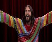 Jared Leto and Jimmy go head-to-head trying to beat each other at 30-second challenges, like moving a cookie from the top of their foreheads to their mouths without using hands.