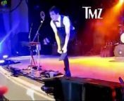 *WARNING -- THIS VIDEO CONTAINS IMAGES OF A VERY BROKEN ANKLE. &#60;br/&#62;&#60;br/&#62;Panic! At The Disco front man Brendon Urie broke the holy hell out of his left ankle during a concert in Florida this weekend ... but somehow managed to FINISH THE CONCERT!!!&#60;br/&#62;&#60;br/&#62;It&#39;s pretty crazy -- Brendon reportedly snapped the ankle while climbing back on to the stage after going into the crowd.&#60;br/&#62;&#60;br/&#62;After taking off his shoe and showing off his wound, Brendon told the crowd, &#92;