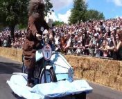 Best of Red Bull Soapbox Race London from parkour pyramide