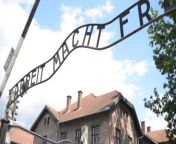 Is dark tourism non-ethical or educational?