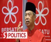 Tan Sri Muhyiddin Yassin says action would be taken very soon against the six Bersatu MPs who declared their support for Prime Minister Datuk Seri Anwar Ibrahim, with party secretary-general Datuk Seri Hamzah Zainudin taking charge.&#60;br/&#62;&#60;br/&#62;Read more at https://tinyurl.com/mur2b72b&#60;br/&#62;&#60;br/&#62;WATCH MORE: https://thestartv.com/c/news&#60;br/&#62;SUBSCRIBE: https://cutt.ly/TheStar&#60;br/&#62;LIKE: https://fb.com/TheStarOnline&#60;br/&#62;