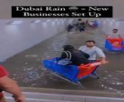 DUBAI STORE FLOODED || FUNNYVIDEO from burjo khalifa