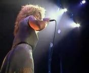 Tina Turner - We Don&#39;t Need Another Hero (OficialVideo) [Live]
